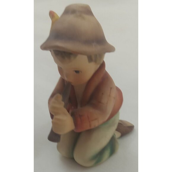 Hummel Figurine “Little Tooter” – Goebel Germany Collectible Vintage - Picture 3 of 8
